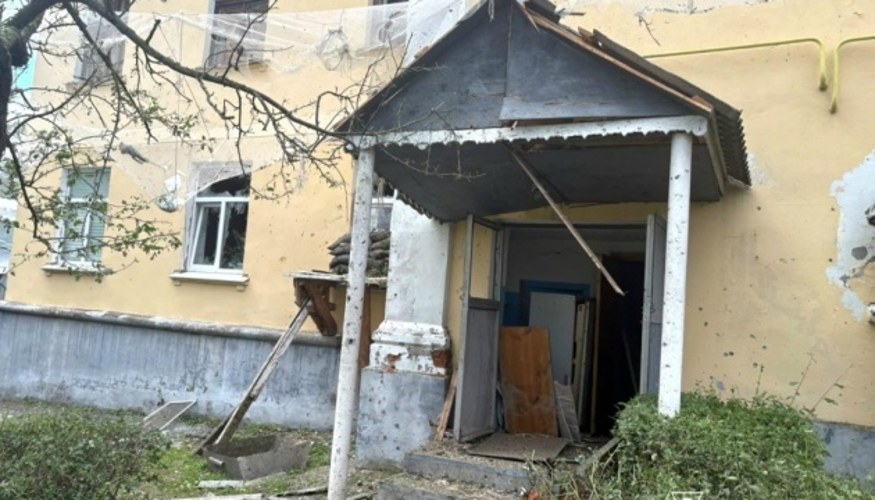 ДСНС підтвердила удар «Молнії» по пожежній частині у Богодухові: троє поранених