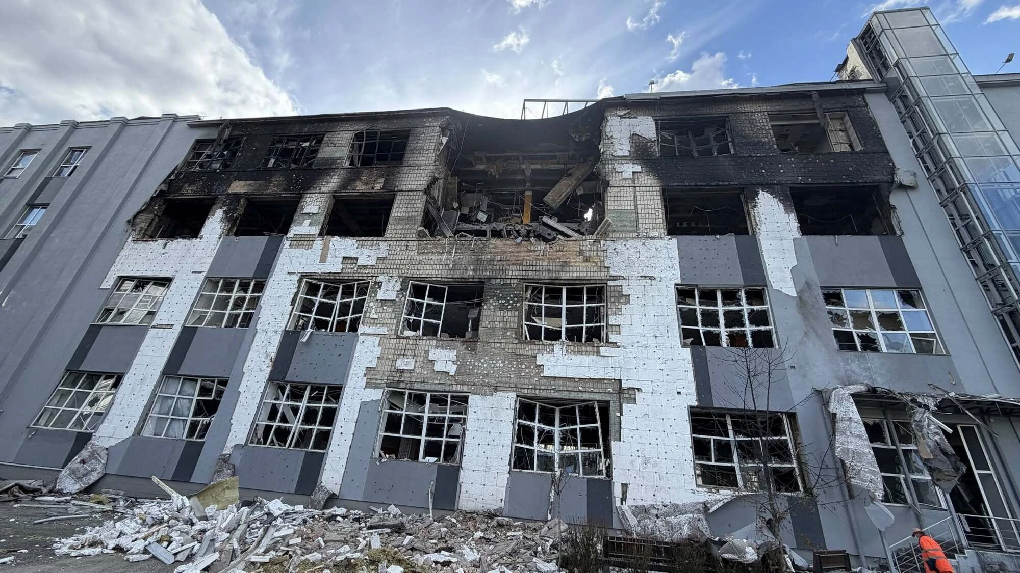 Хроніка зупинки DC|COSMONOVA: що відомо про удари 25 і 26 вересня